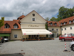 Parkhotel KA�PERSK� HORY